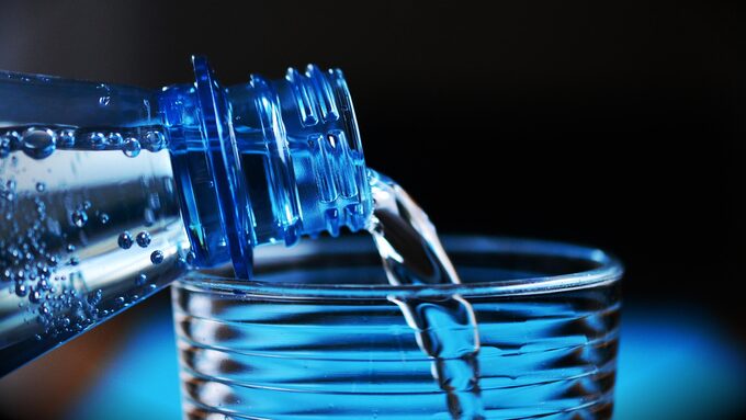 congerdesign-bottle-2032980_1920.jpg